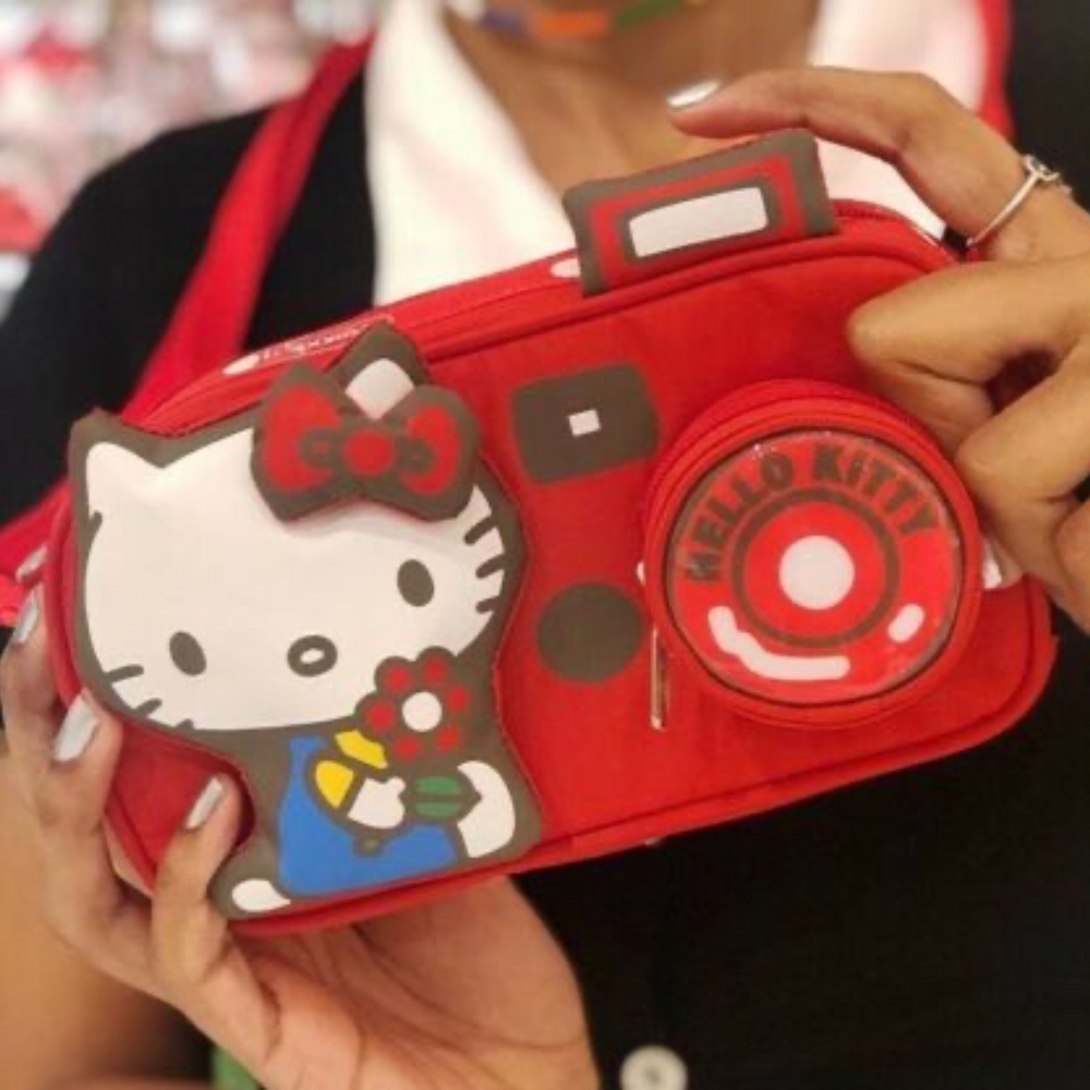 LeSportsac x Hello Kitty Camera Bag
